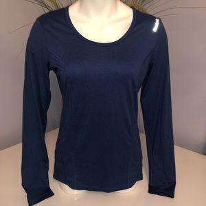 SOLD!!! Reebok T-Shirt M